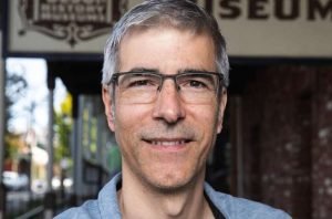 Cara Terbaik Untuk Menganalisis “Big Data” Sosial